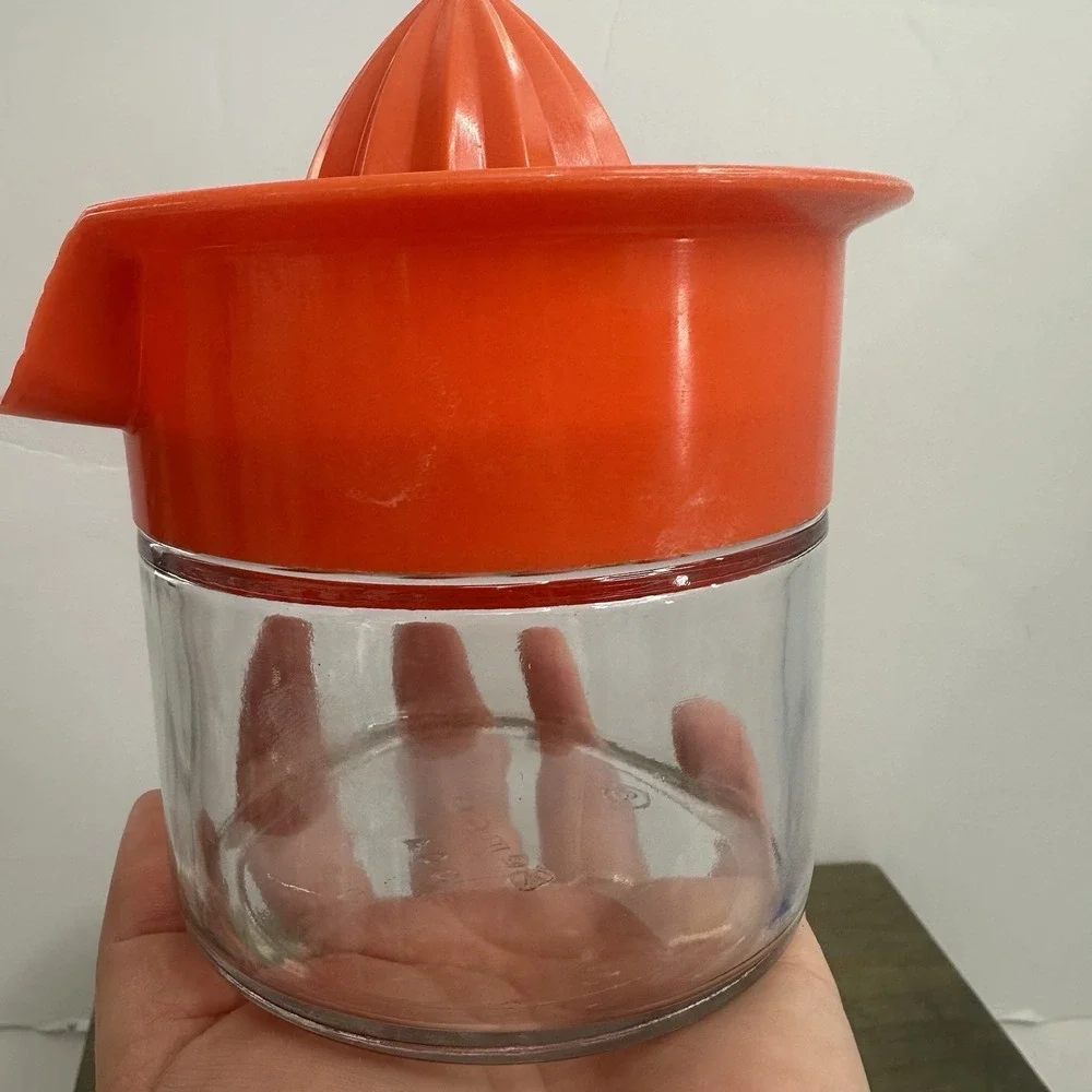 Vintage Gemco Orange Plastic Hand Juicer With Glass Jar Base 12-ounce Capacity